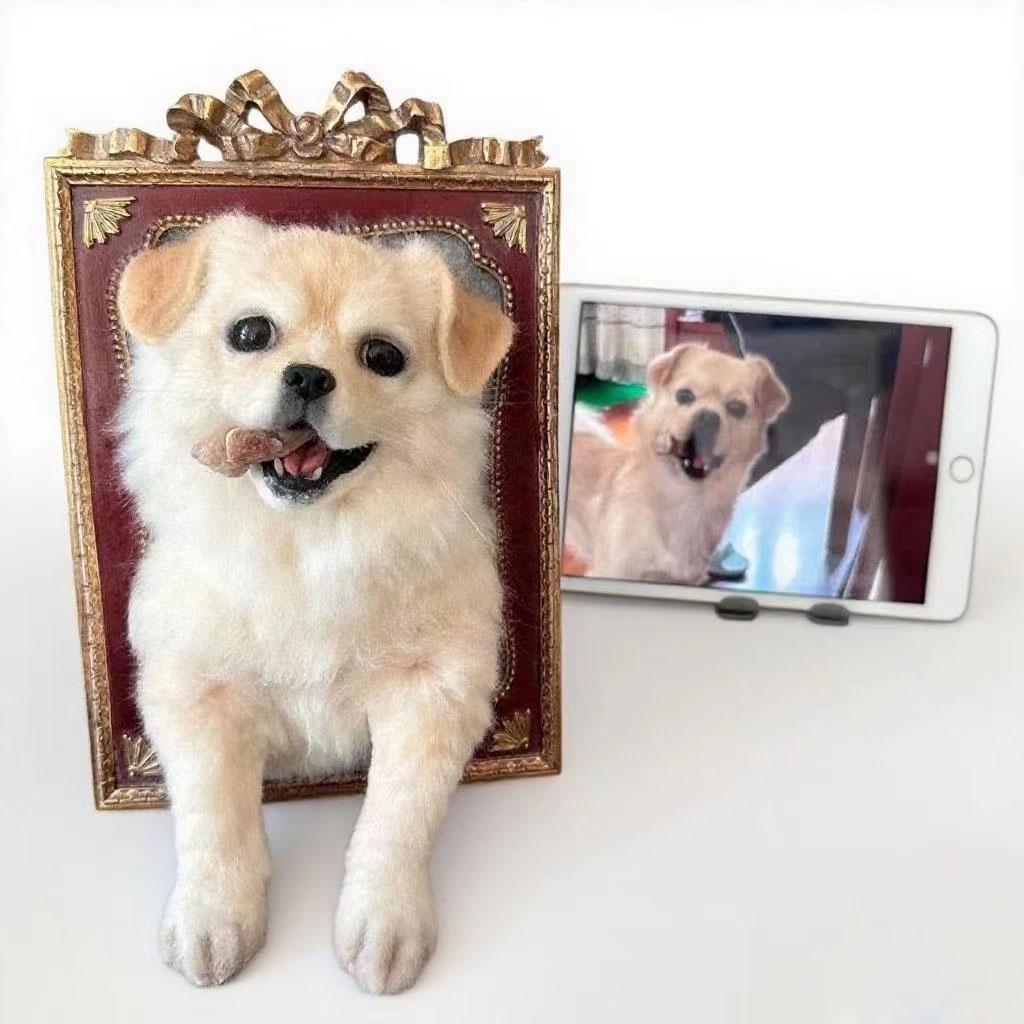 Needle Felted Dog Portrait: Custom Wool Pet Memorial in Wood Frame