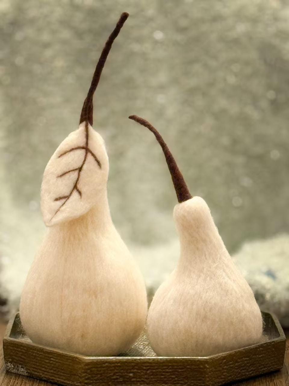 Handmade Wool Felt Pears – Cozy Autumn Decor (2-Piece)