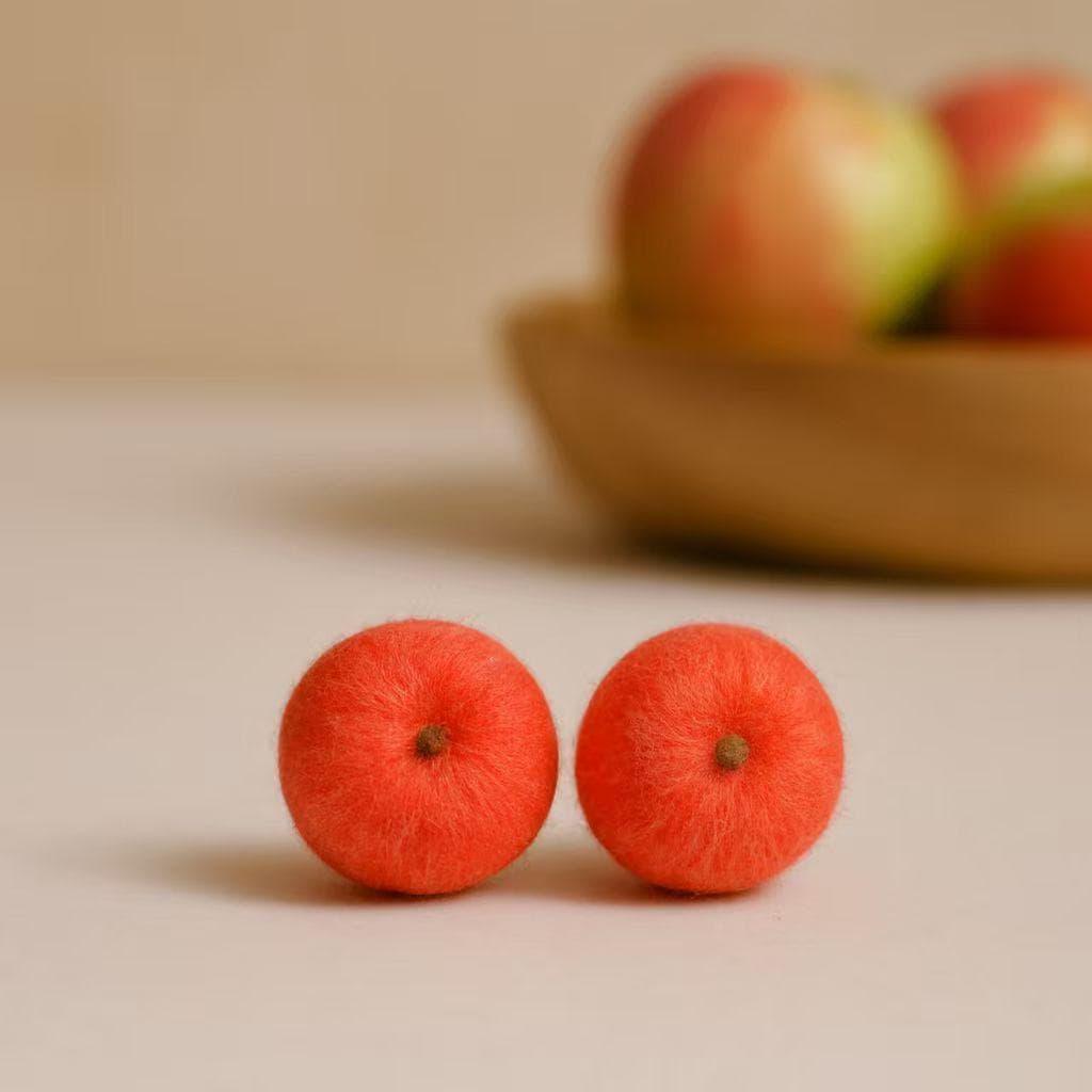Wool Felt Apple Ornament – Handmade Needle Felted Fruit Decoration – Rustic Farmhouse Kitchen Table Decor, Cute Autumn Holiday Gift
