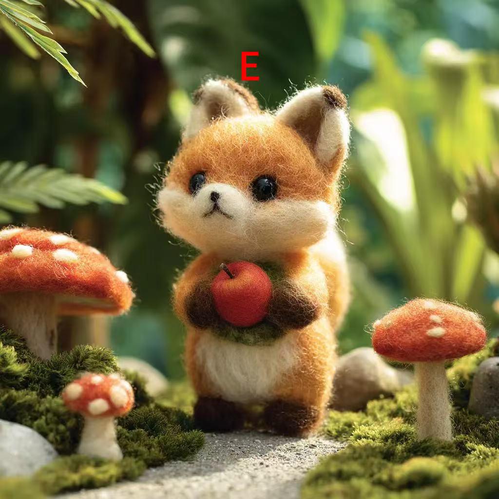 Handmade Needle Felted Fox – Wool Felt Woodland Animal Figurine, Cute Christmas Gift, A Charming Handmade Christmas Tree Ornament Gift