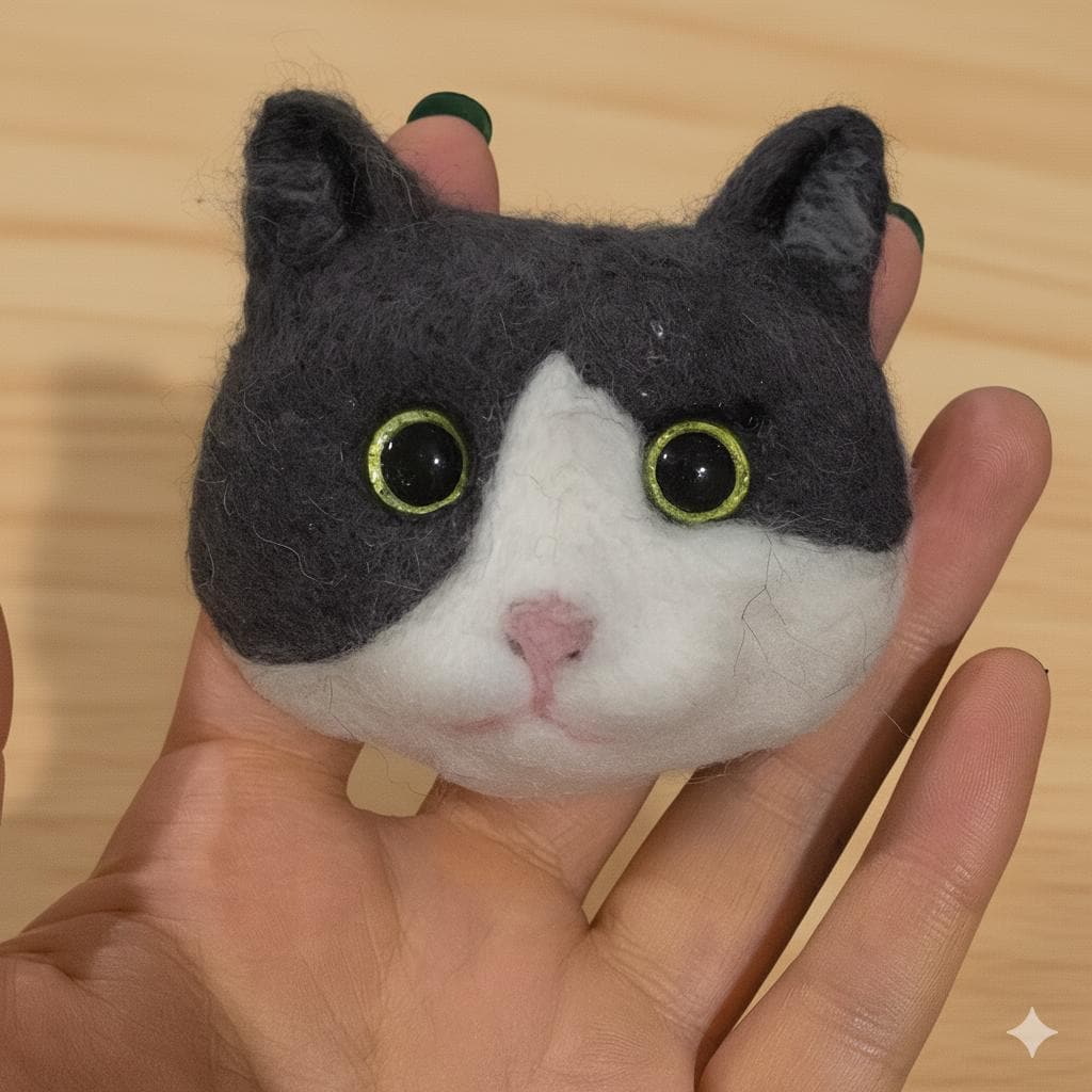 Custom Pet Needle Felting Kit: DIY Wool Dog Cat Portrait with Glass Eyes