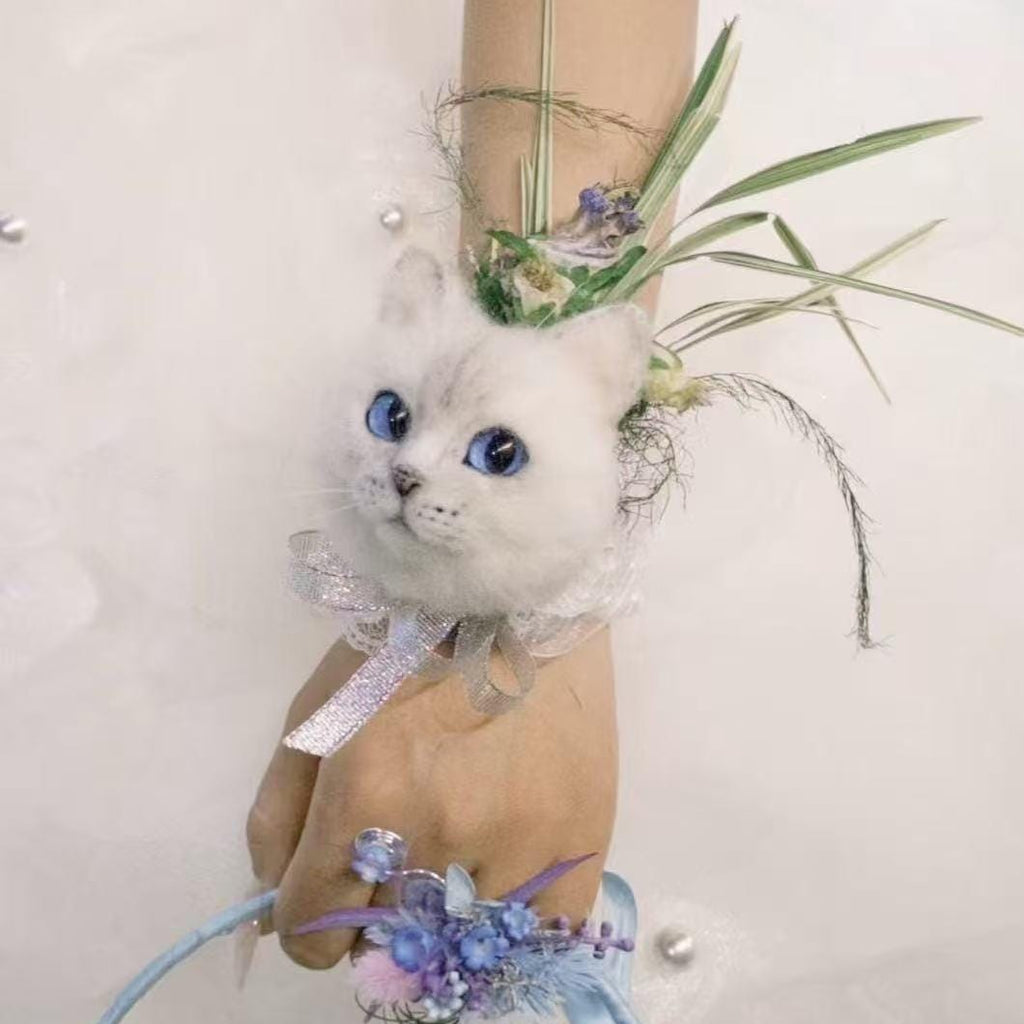 Custom Pet Portrait Wedding Corsage – Handmade Wool Felt Flower Pin for Bride and Groom Keepsake Gift