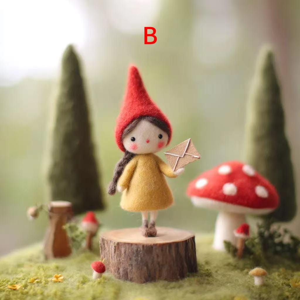 Handmade Needle Felted Woodland Doll – Forest Elf, Fox, and Little Red Girl, Wool Felt Figurines, Perfect for Christmas Tree Ornament