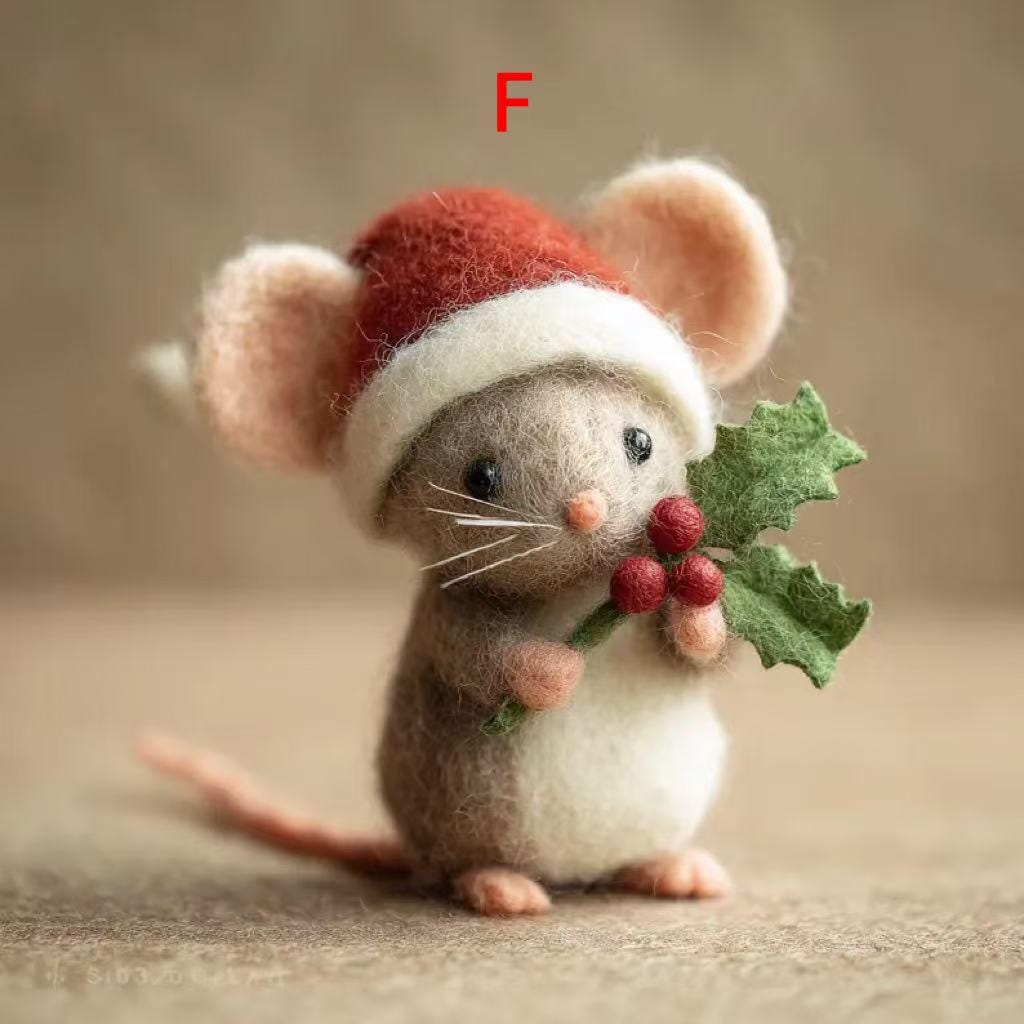 Handmade Needle Felted Christmas Mouse – 3 Inch Wool Felt Figurine with Santa Hat and Berries, Perfect for Christmas Tree Ornament