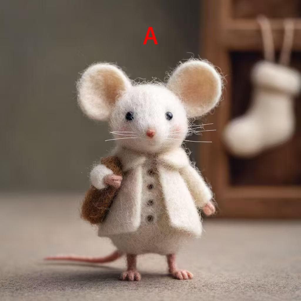 Needle Felted Mouse Figurine – Handmade Wool Felt Animal in Coat & Scarf – Christmas Winter Decor Gift-Perfect for Christmas Tree Ornament