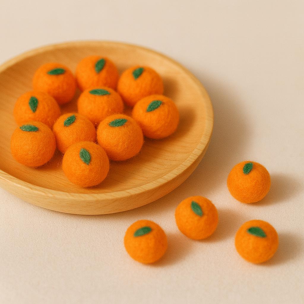 Handmade Mini Wool Felt Fruit Basket 1.5cm – Needle Felted Watermelon, Strawberry, Orange, Peach & Blueberry – Kitchen Toy Gift